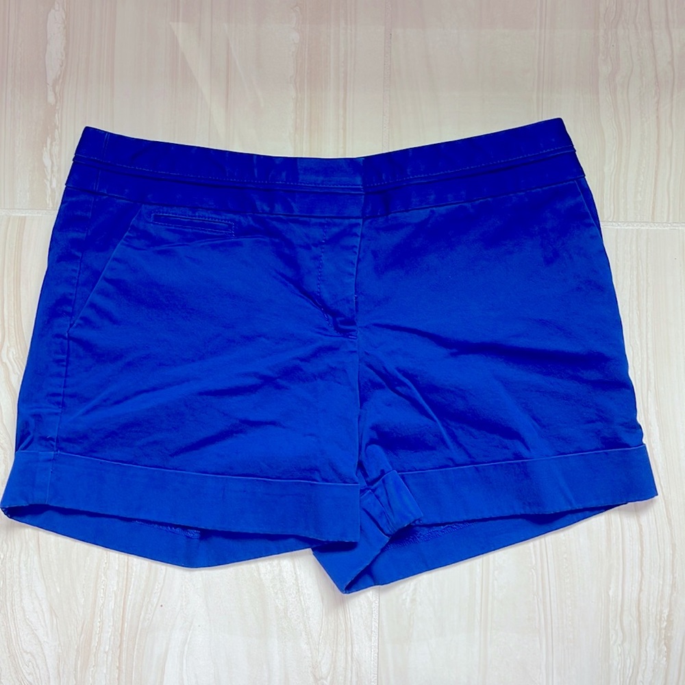Blue Express cuffed shorts.